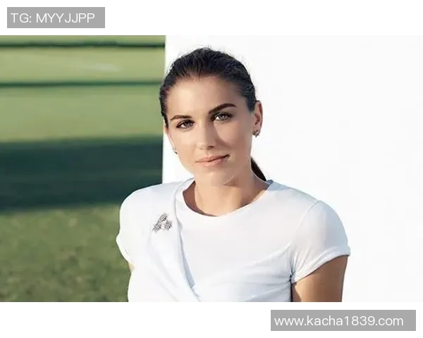 世界女足颜值榜TOP10：耀眼美丽的足球少女们熠熠生辉